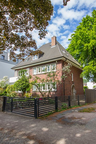 Foto Hamburg Lokstedt: Dachgeschosswohnung in klassischer Hamburger Kaffeemhle