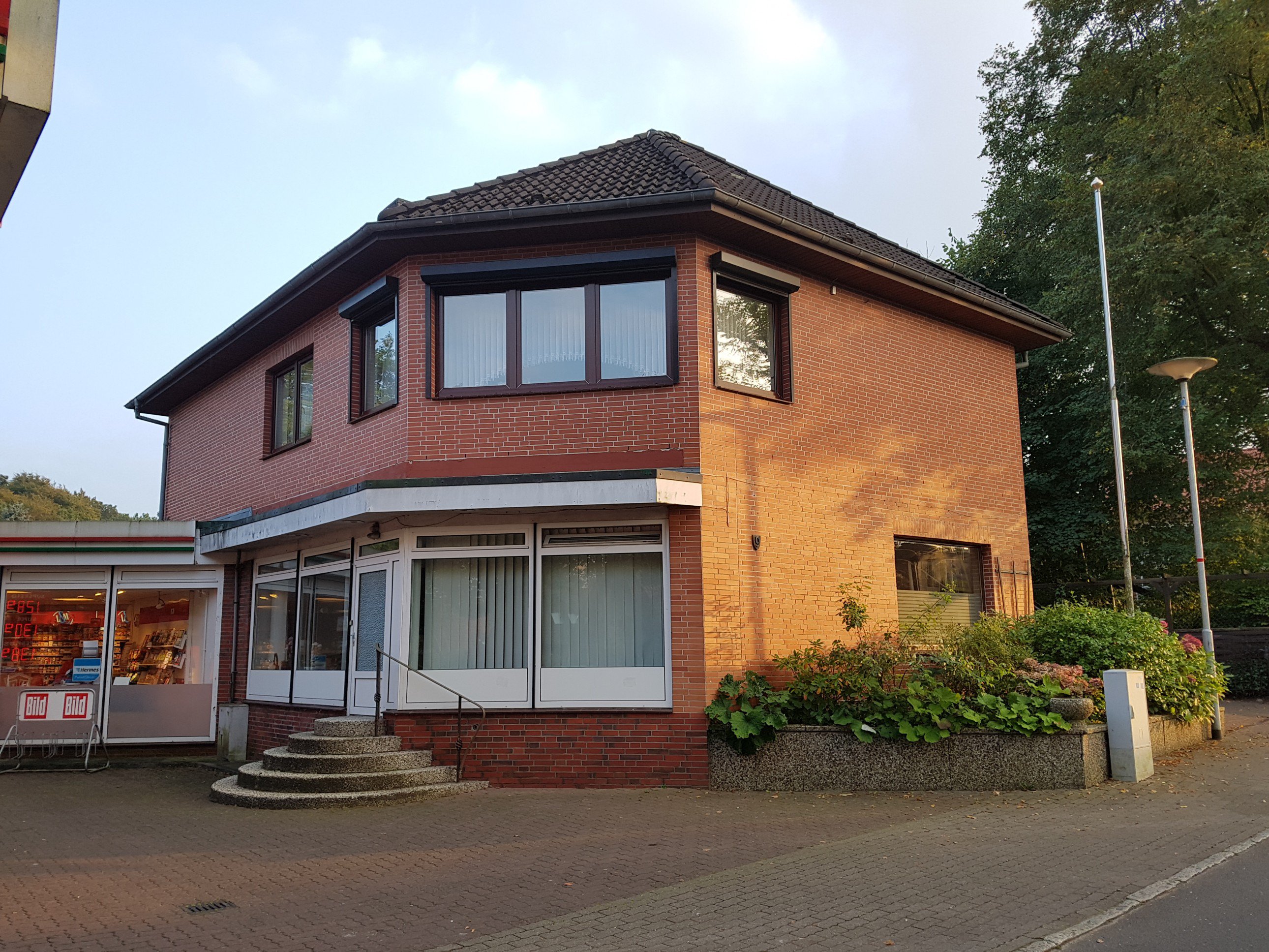 Foto Haus mit 2 Wohneinheiten in Burg-Dithmarschen