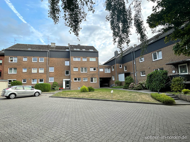 Rckansicht vom Hof Dachgeschosswohnung Kiel / Pries