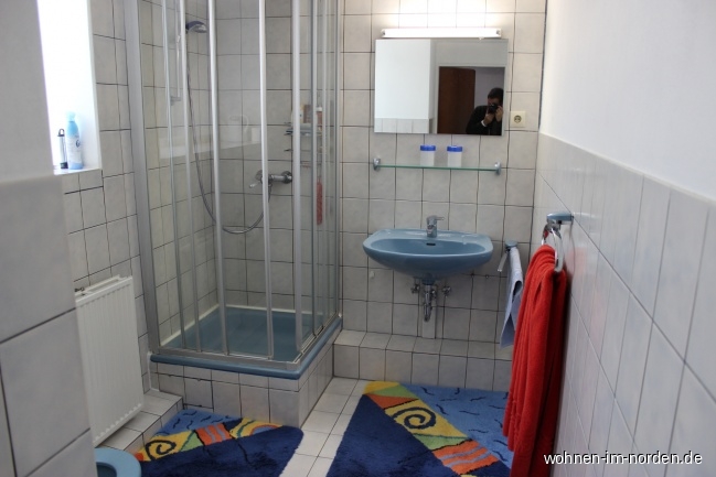 Bad mit Dusche Reihenmittelhaus Hamburg / Rissen