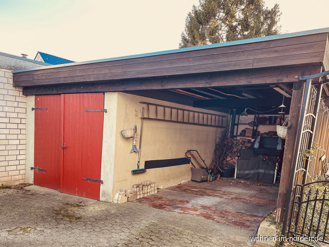Carport und Garage Mehrfamilienhaus Bordesholm