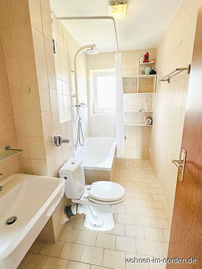 Bad Etagenwohnung Kiel / Suchsdorf