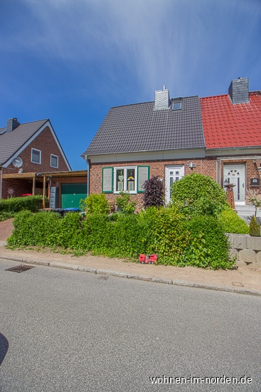 Ansicht von der Strae Doppelhaushlfte Kiel / Wellingdorf