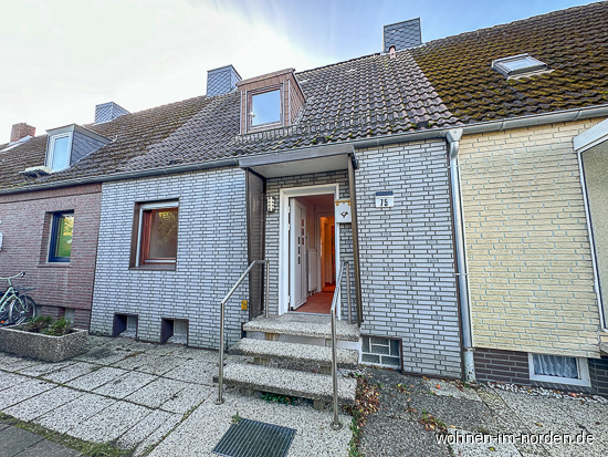 Vorderansicht Reihenhaus Kiel / Holtenau