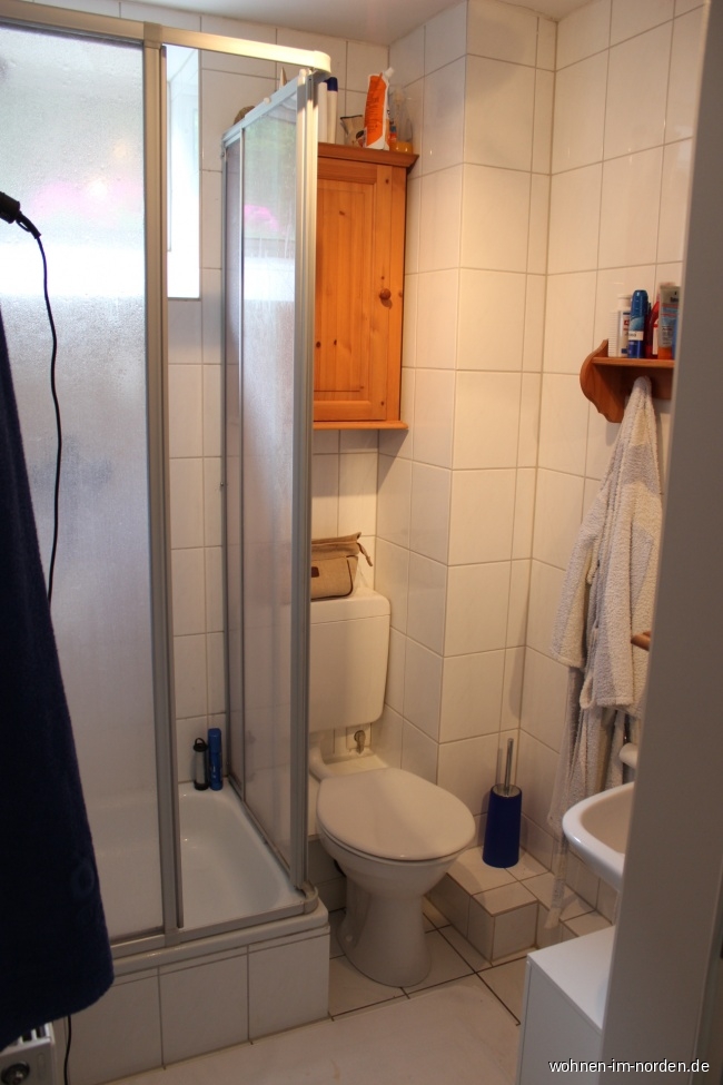 Bad im Keller Doppelhaushlfte Hamburg / Rahlstedt