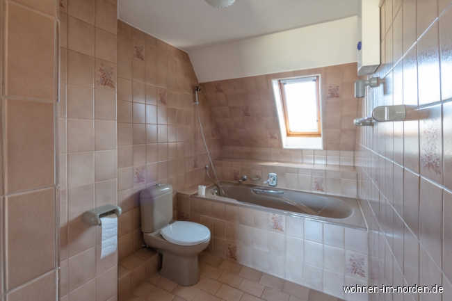 Badezimmer im DG Doppelhaushlfte Hohenwestedt