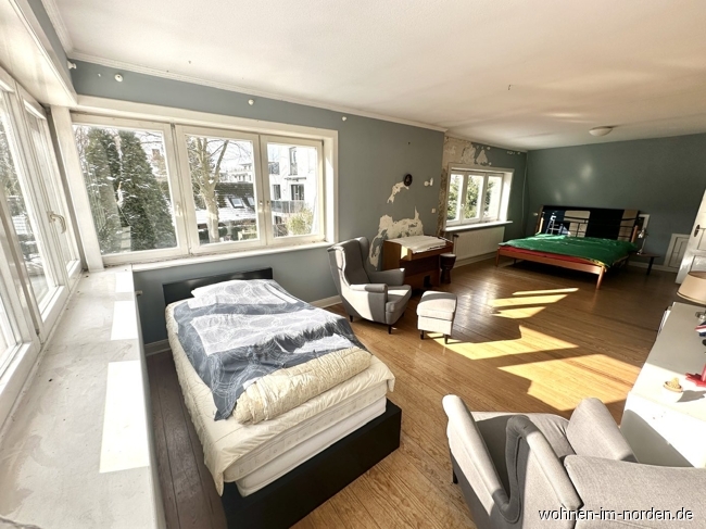 Zimmer Obergeschoss Villa Hamburg / Lokstedt