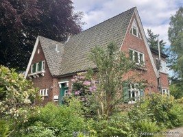Hauptbild Hamburg-Zylinderviertel: Verwunschenes Anwesen mit park�hnlichem Grundst�ck und w�rdigem Buchenhain