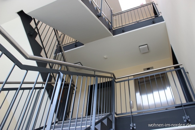 Treppenhaus Etagenwohnung Hamburg / Rissen