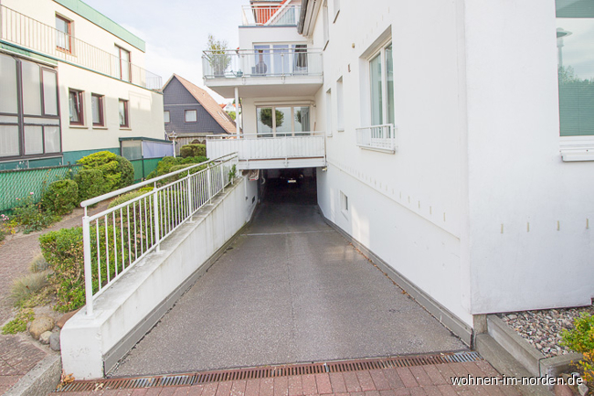 Einfahrt zur Tiefgarage Erdgeschosswohnung Laboe