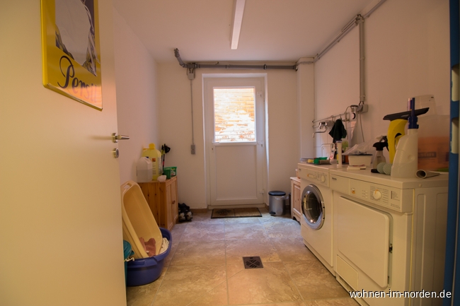 Hauswirtschaftsraum Keller Einfamilienhaus Nettelsee
