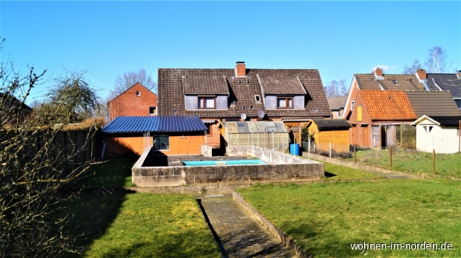 Blick ber das Grundstck Doppelhaushlfte Hohenwestedt