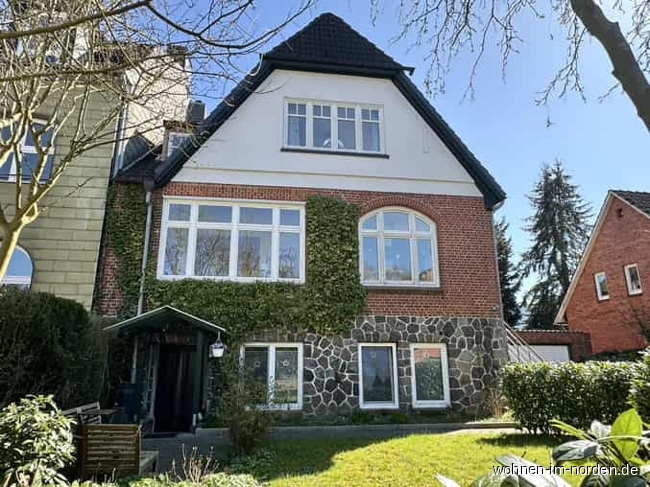 Straenansicht Villa Kiel / Hassee