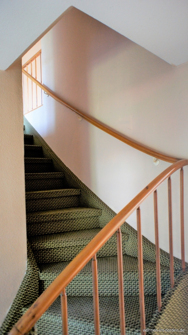 Treppe EG Reihenmittelhaus Hamburg / Neugraben-Fischbek