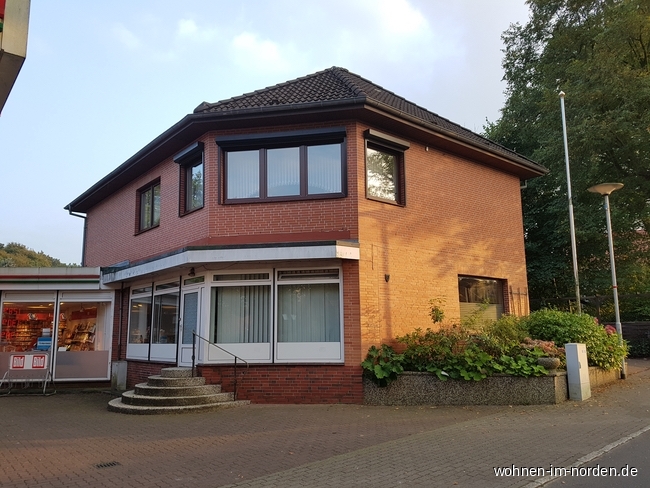  Burg (Dithmarschen) Zweifamilienhaus Gepflegtes Zweifamilienhaus im Ortskern von Burg (Dithmarschen)