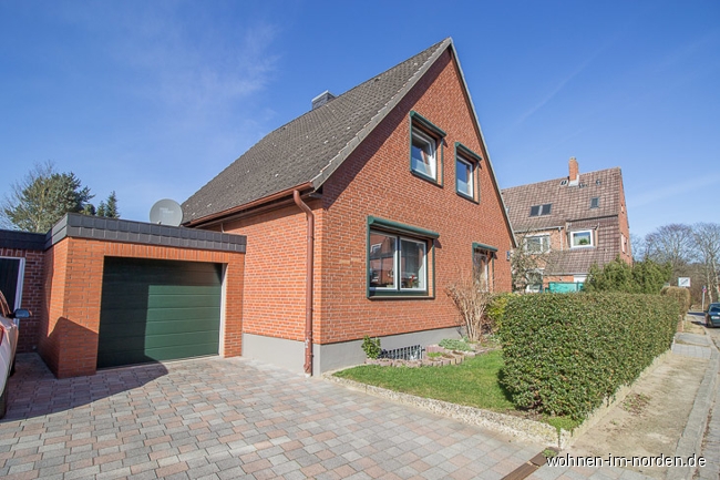 Straenansicht Einfamilienhaus Kiel / Wellingdorf