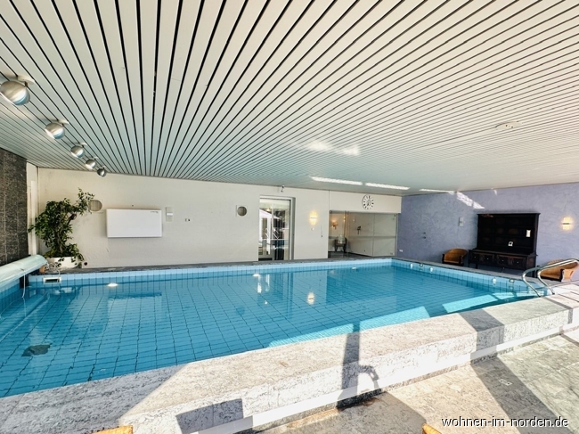 Schwimmhalle Einfamilienhaus Altenholz