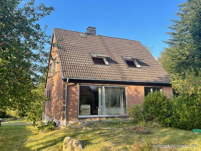  Kiel / Russee Einfamilienhaus Kiel Russee: Idyllische Stadtoase- Einfamilienhaus mit riesigem Grundstck in gefragter Lage