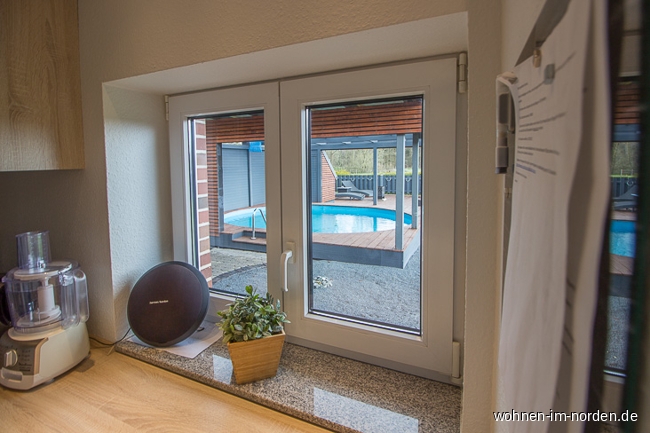 Blick aus Kchenfenster Einfamilienhaus Regesbostel