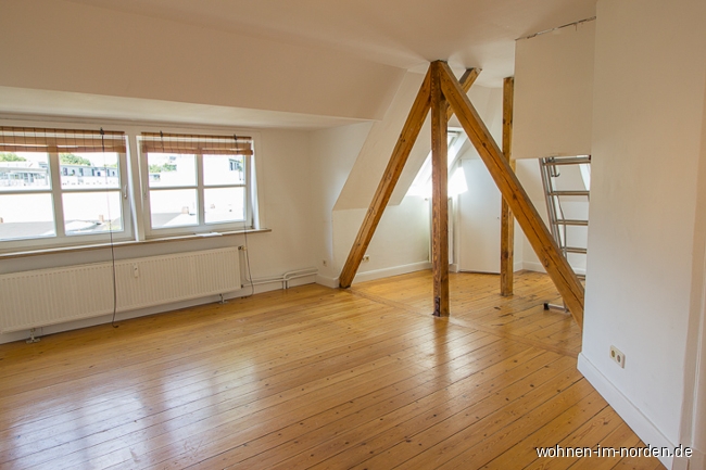 Wohnzimmer Dachgeschosswohnung Hamburg / Lokstedt