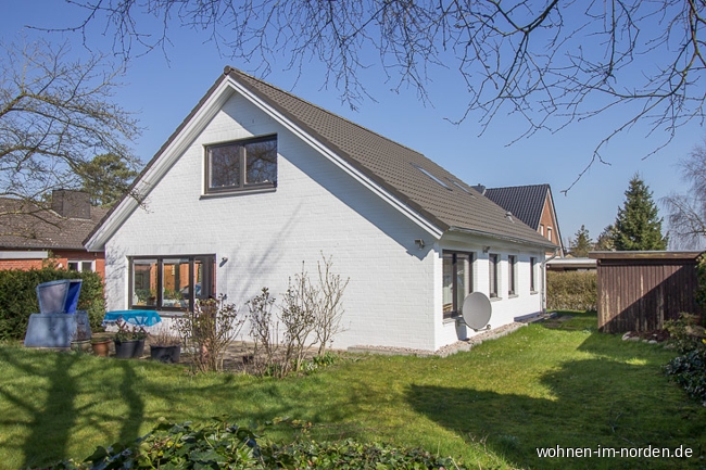 Gartenansicht Einfamilienhaus Molfsee