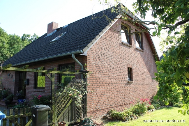 Blick von Carport zum Haus Einfamilienhaus Tostedt / Todtglsingen