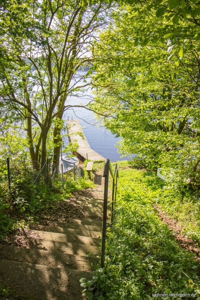 Weg zum See Einfamilienhaus Langwedel
