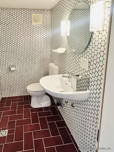 WC Schwimmhalle Einfamilienhaus Altenholz