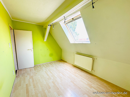 Zimmer Dachgeschoss Reihenmittelhaus Kiel