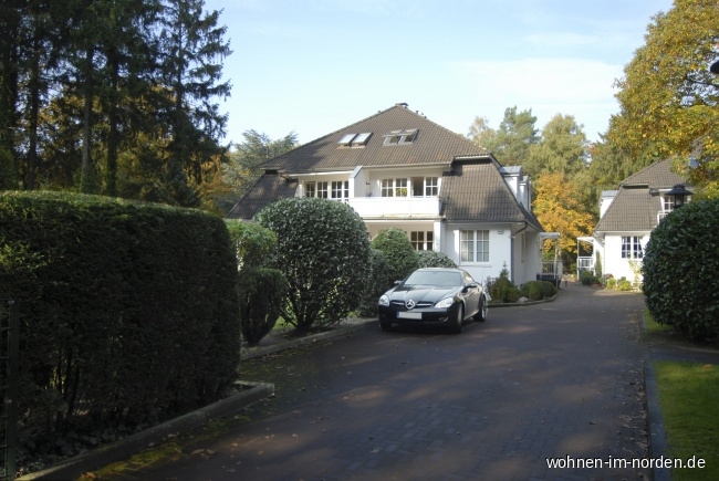 Auffahrt Stadthaus Hamburg / Rissen