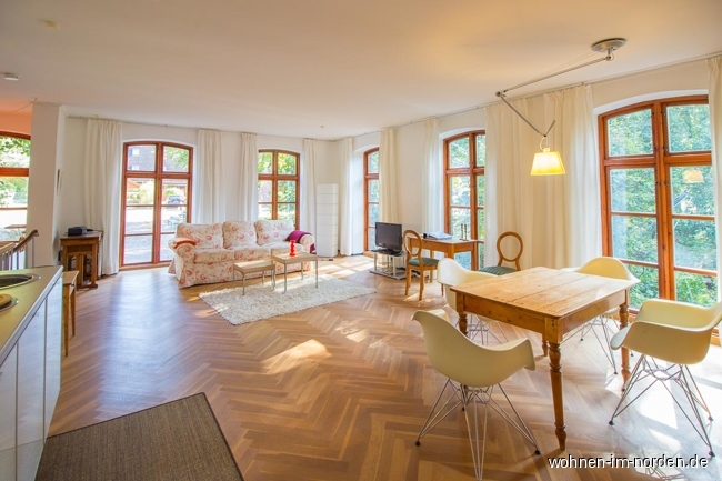  Barsbek Erdgeschosswohnung Wenn Sie das Besondere lieben-auergewhnliche 3 Zimmer- Altbauwohnung ber drei Ebenen