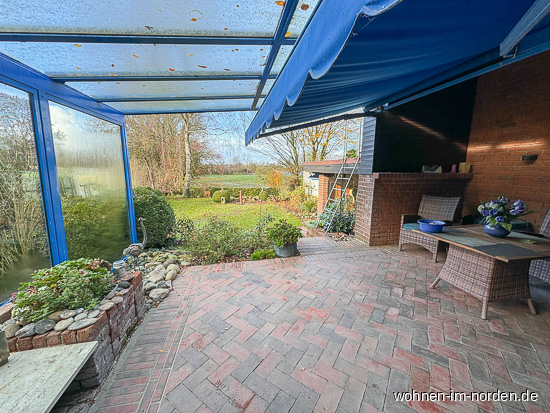 auf der berdachten Terrasse Einfamilienhaus Molfsee