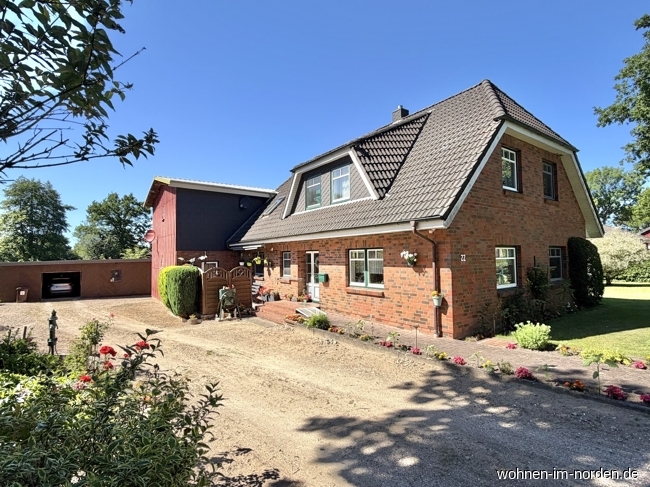 IAuffahrt Einfamilienhaus Brammer