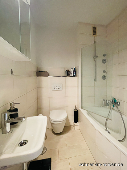 Bad Dachgeschosswohnung Kiel / Pries