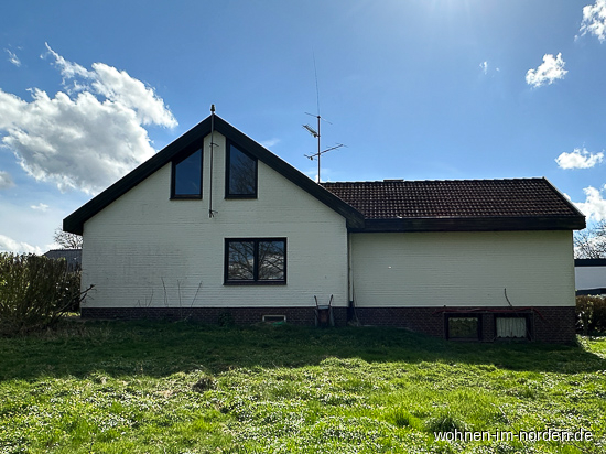 Hausansicht vom Garten Einfamilienhaus Molfsee