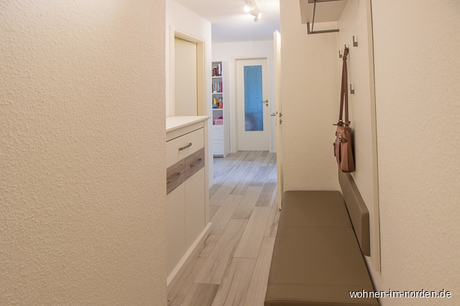Flur unten Maisonettewohnung Schenefeld