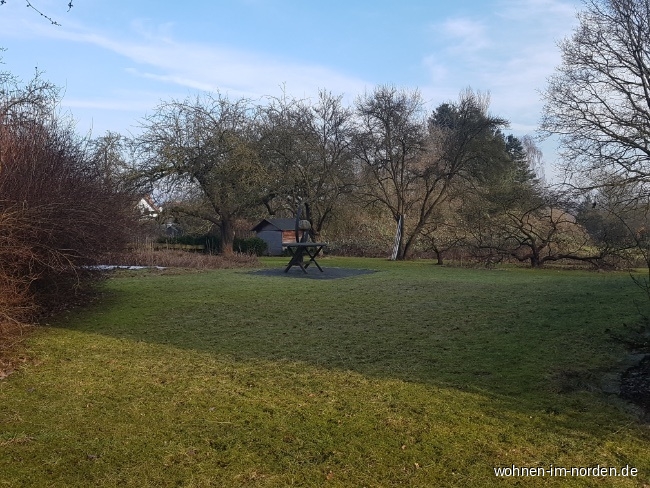 Blick in den Garten Villa Schretstaken