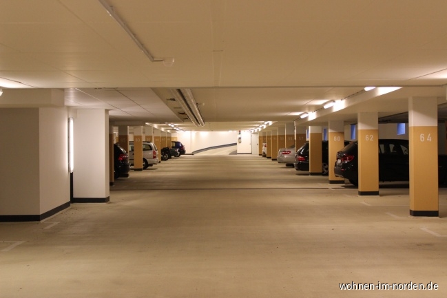Helle Tiefgarage Etagenwohnung Hamburg / Rissen