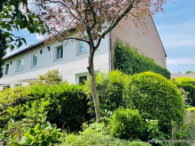 Huserreihe vom Fuweg Reihenendhaus Kronshagen