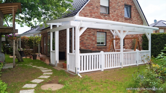 Terrasse zum hinteren Gartenbereich Einfamilienhaus Henstedt-Ulzburg