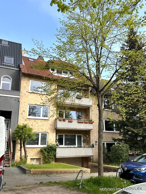 Straenansicht mit Garage Mehrfamilienhaus Kiel / Wik