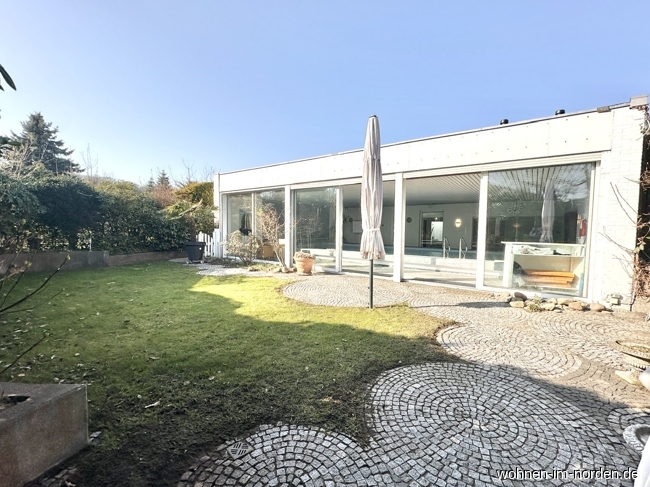 Garten mit Schwimmhalle Einfamilienhaus Altenholz