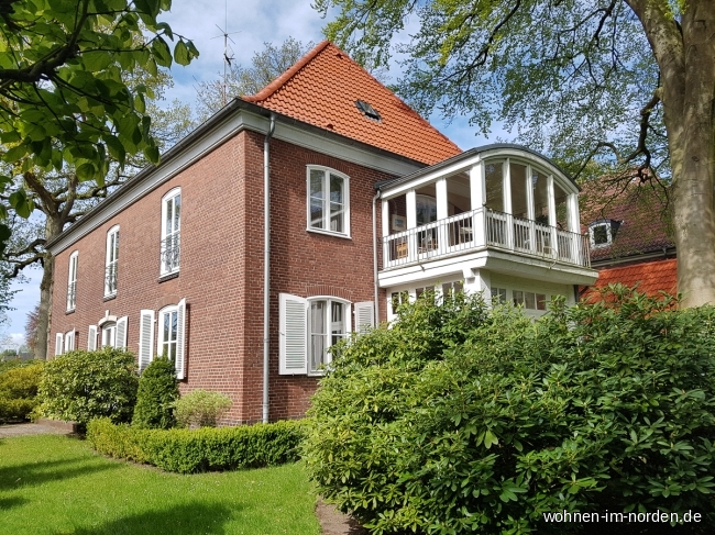 Gartenansicht seitlich Stadthaus Neumnster