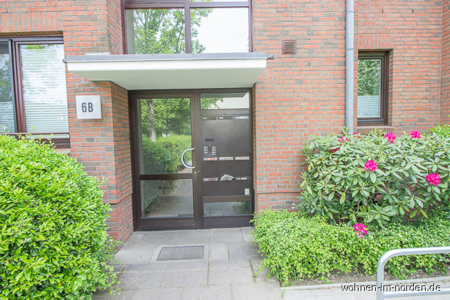 Hauseingang Schenefeld Maisonettewohnung Schenefeld: Grozgige Maisonettewohnung mit Sd-Loggia und Tiefgaragenstellplatz