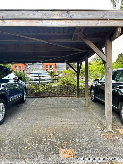 Carport Dachgeschosswohnung Kiel / Pries