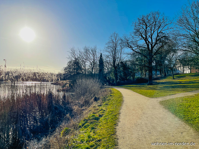 Wanderweg Mehrfamilienhaus Bordesholm