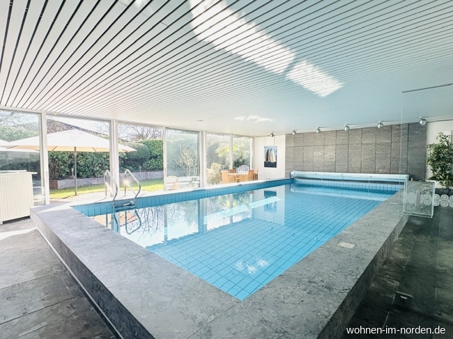 Schwimmhalle Einfamilienhaus Altenholz