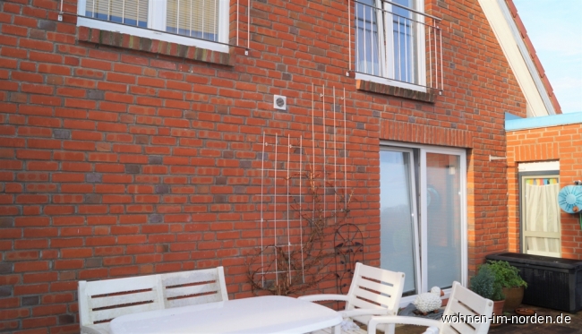 Terrasse an Gebudeseite Einfamilienhaus Bad Bramstedt
