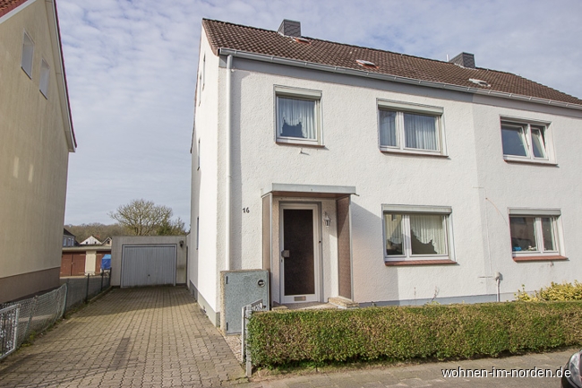  Kiel / Ellerbek Einfamilienhaus Kiel Ellerbek: Doppelhaushlfte mit viel Platz fr eine Familie