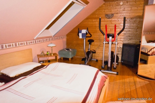 Schlafzimmer DG Reihenmittelhaus Trittau